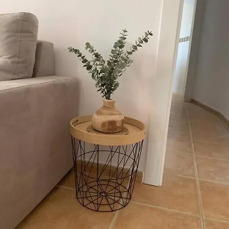 1ª Linea Edificio La Paz *