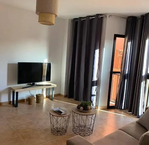 1ª Linea Edificio La Paz フエンヒロラ