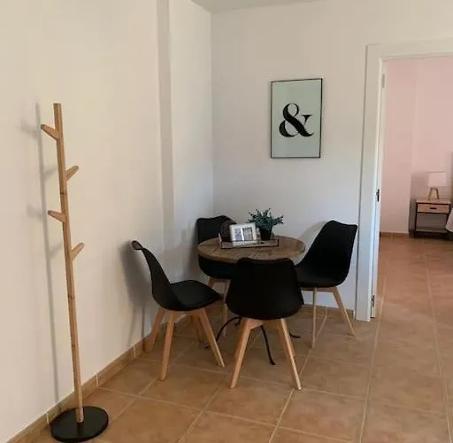 1ª Linea Edificio La Paz フエンヒロラ