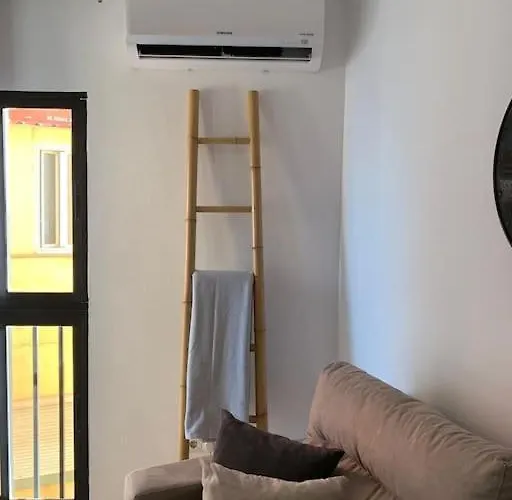 1ª Linea Edificio La Paz *