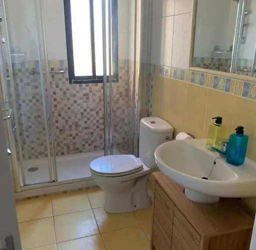 1ª Linea Edificio La Paz Apartamento